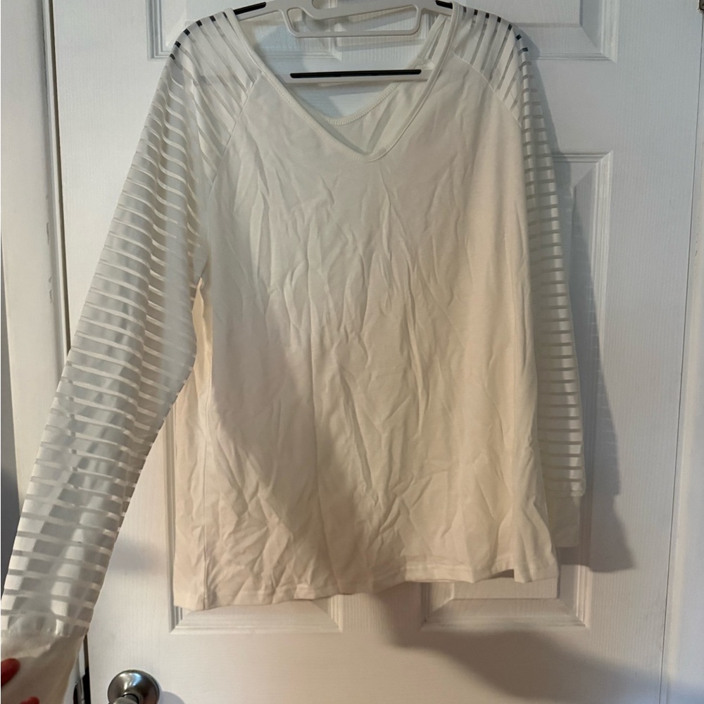 Women's White Long Sleeve Top